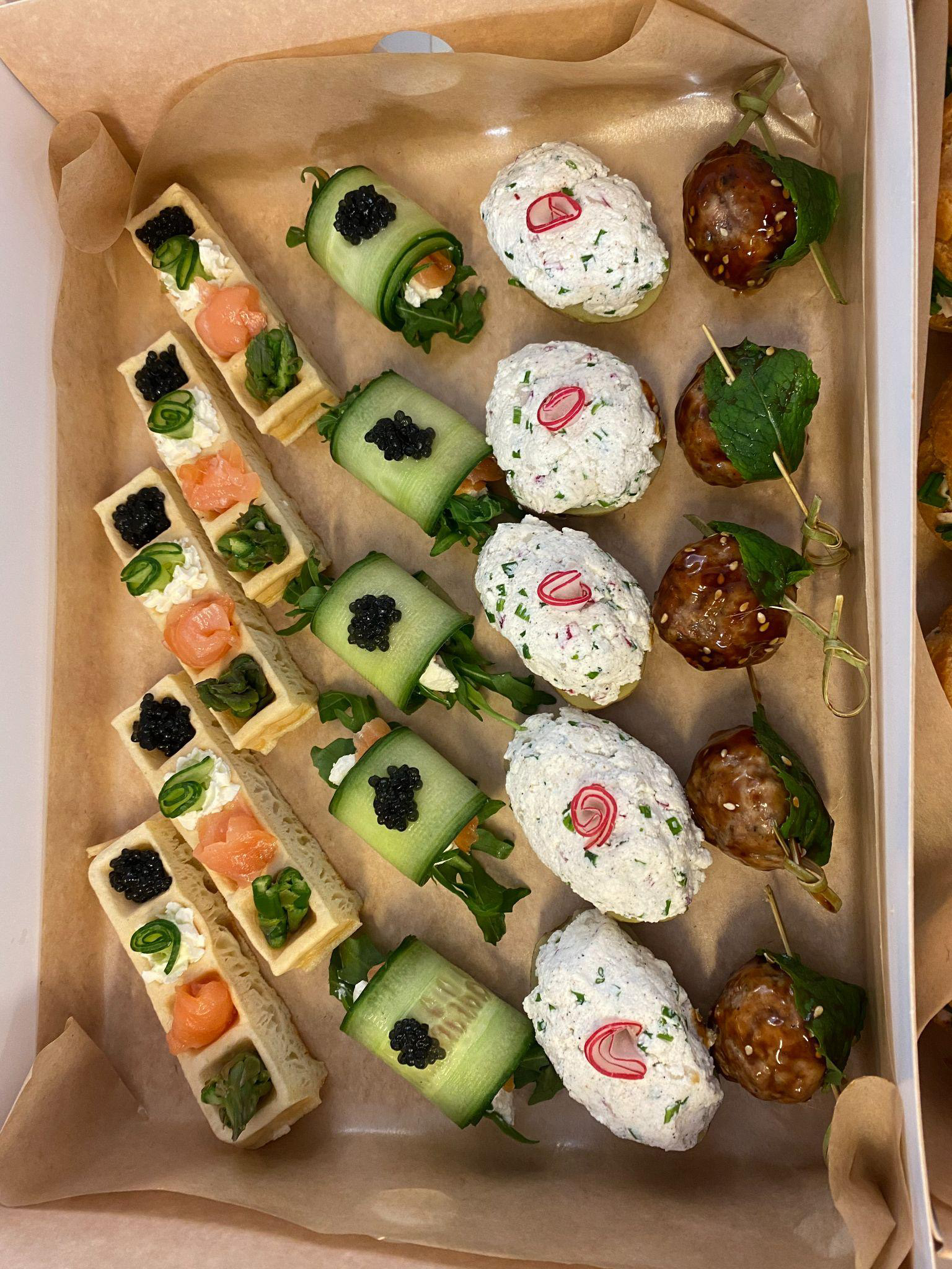 Mini przekąski mięsne 40 sztuk