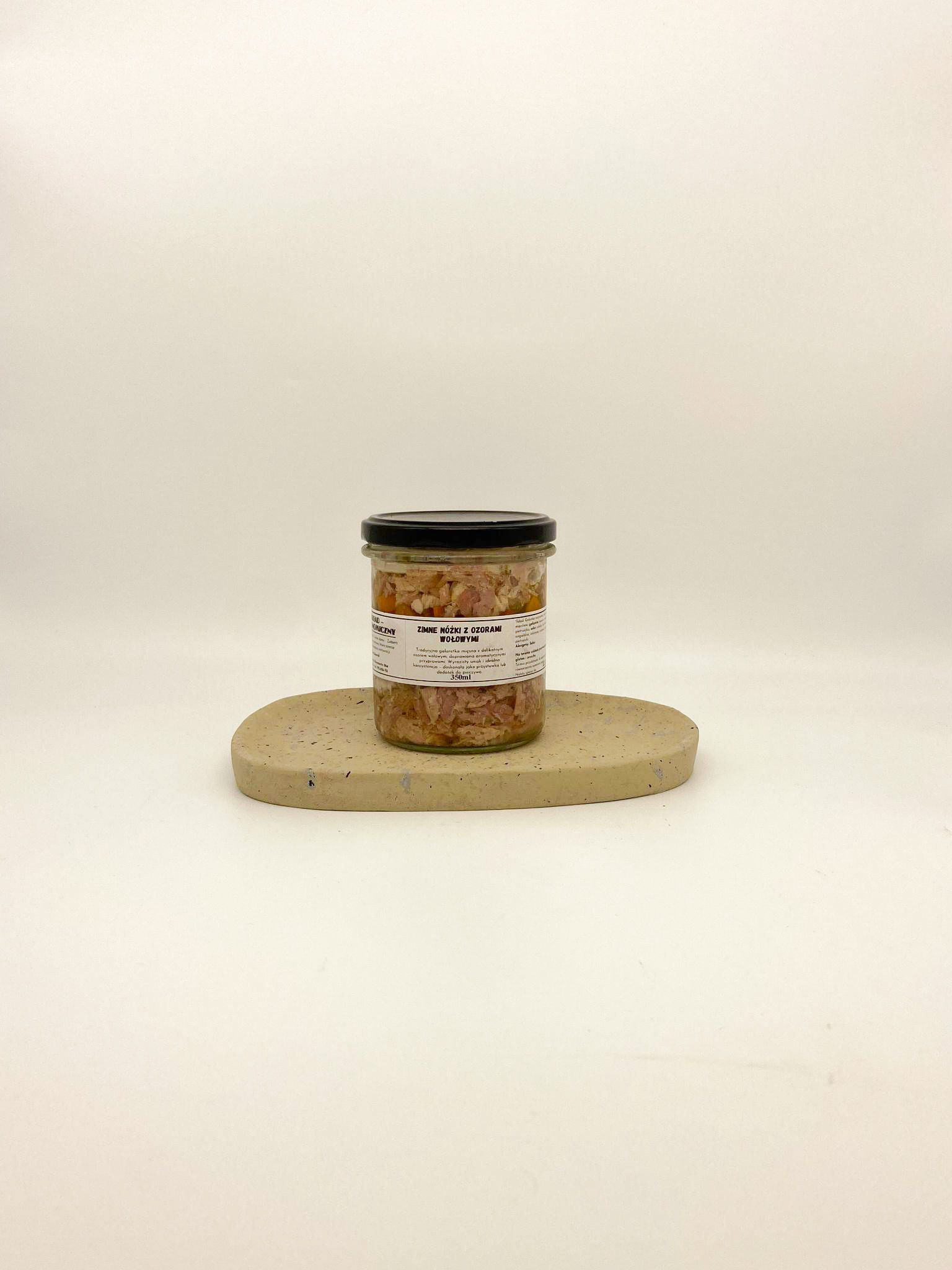 Zimne nóżki z ozorami wołowymi